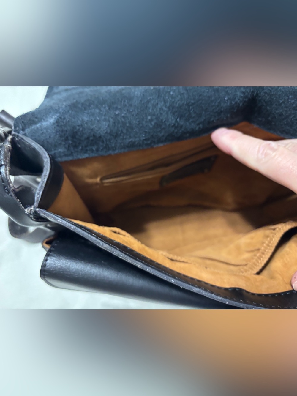Patricia Nash Black Distressed Leather Studded Crossbody Saddle Bag w/Dust Cover - Picture 6 of 11